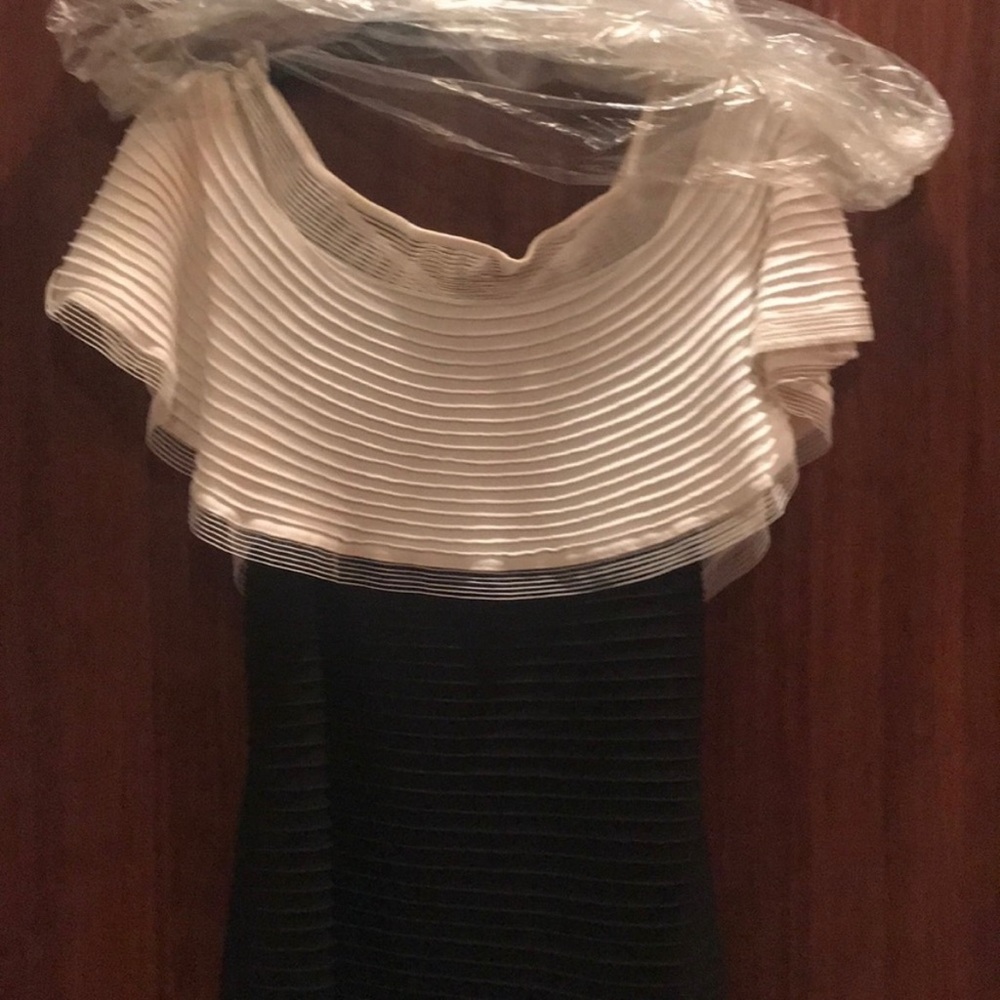 Classy elegant dress - Picture 2 of 6